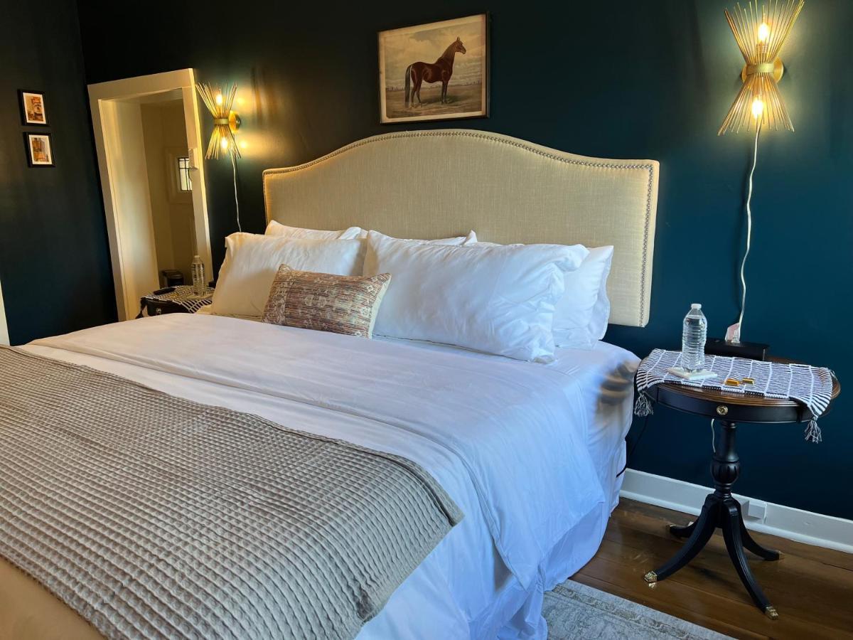 Rose Hill Inn Versailles المظهر الخارجي الصورة